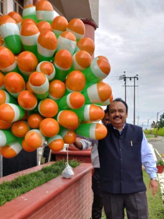 राष्ट्रगीत “वन्देमातरम” प्रत्येक भारतीय के लिये प्राण-वायु है : डॉ अनिल कुमार दीक्षित