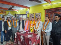 आदि शक्ति सत्संग सेवा समिति ने किया अधिवक्ता संघ महामंत्री का सम्मान