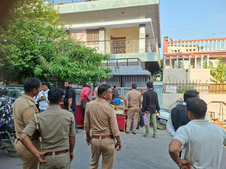 न्यायालय के आदेश पर दिलाया कब्जा, दोनों पक्ष में जमकर हुई बहस