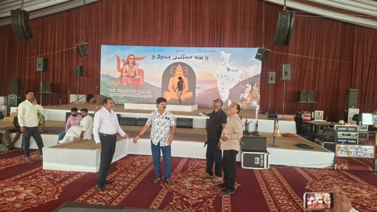 16 की सुबह झांसी पहुंचेगी संत मोरारी बापू की भारत स्वस्तिक यात्रा, होगा एक दिवसीय रामकथा का आयोजन